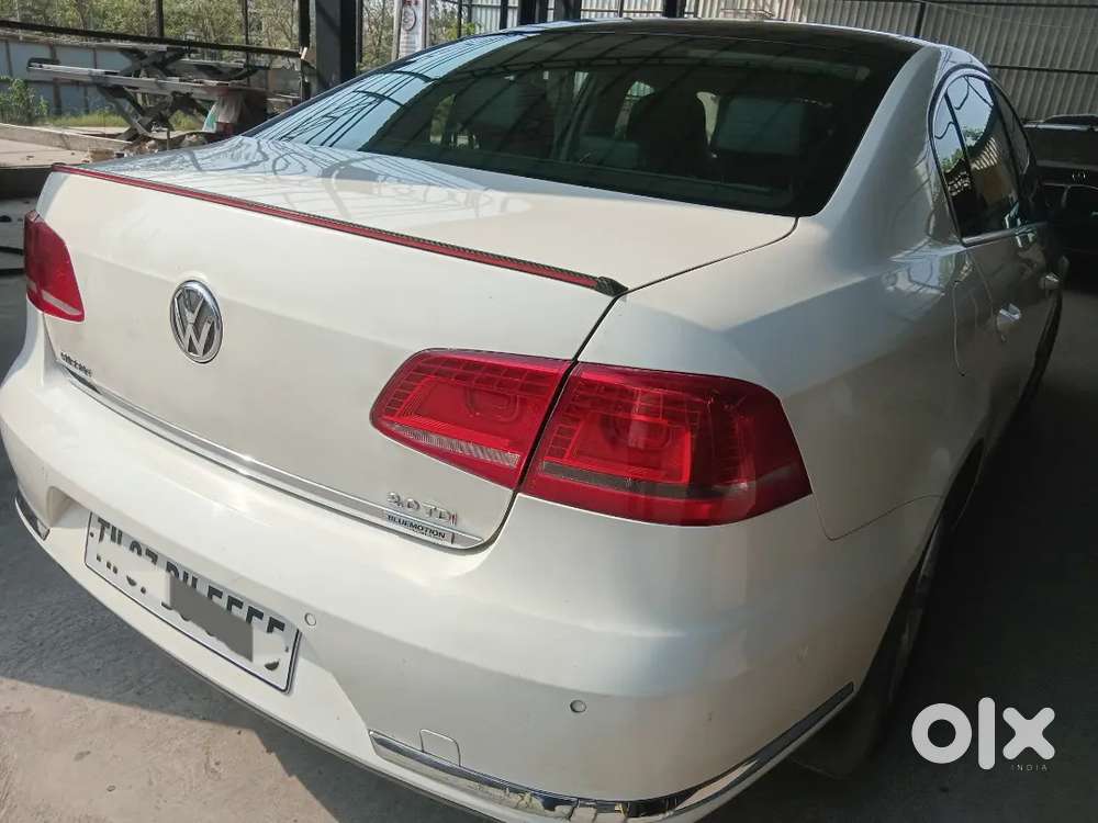 Volkswagen Passat 2012 Diesel 95000 Km Driven
