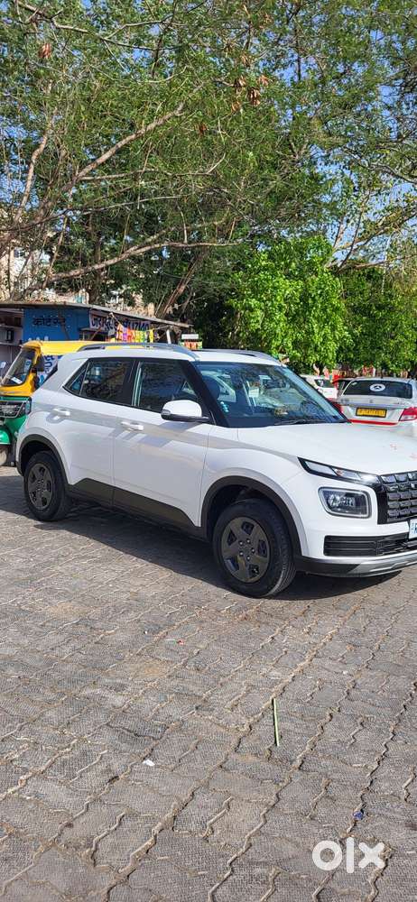 Hyundai Venue 1.2 S (o), 2025, Petrol