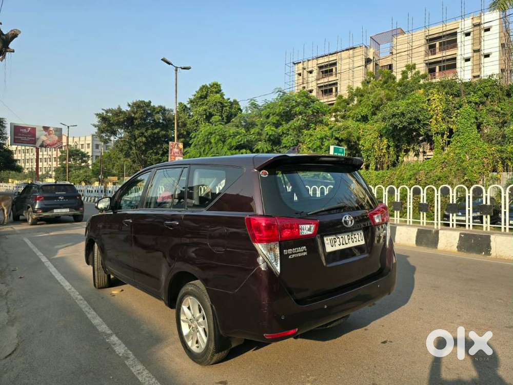 Toyota Innova Crysta