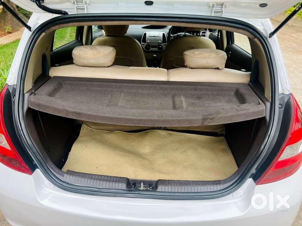Hyundai I20 Sportz Petrol 2012