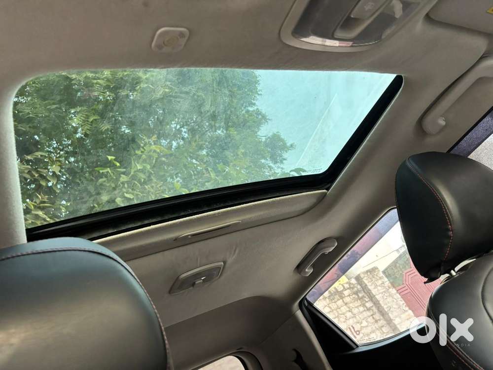 Mahindra Xuv300 W6 Diesel, 2022, Petrol