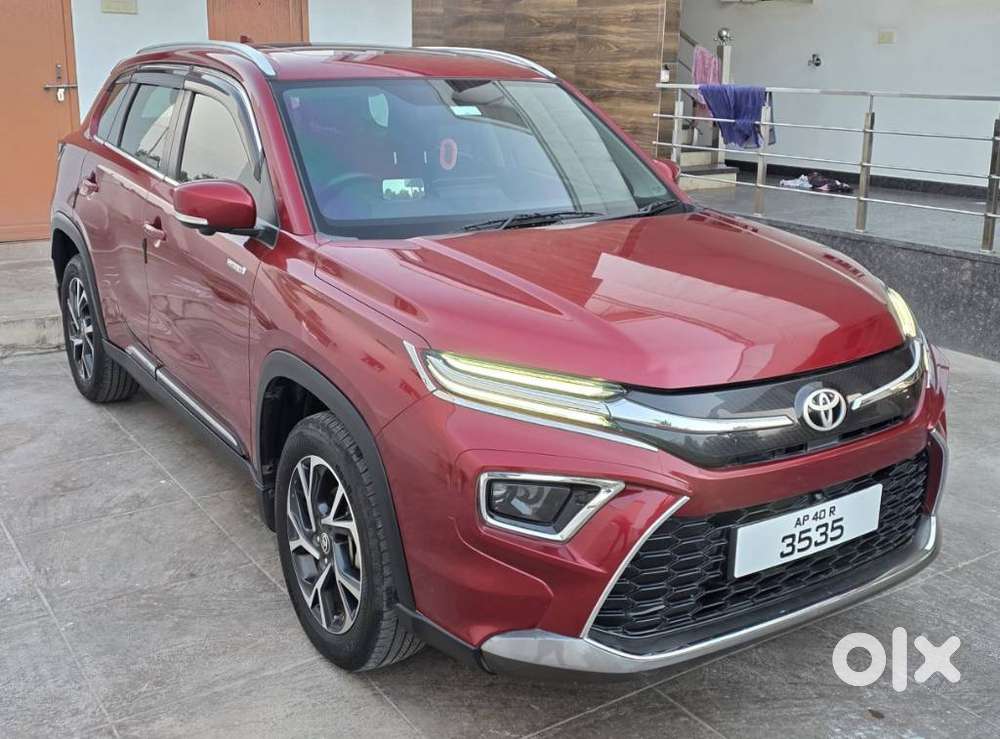 Toyota Urban Cruiser Hyryder 1.5 V Hybrid, 2023, Petrol