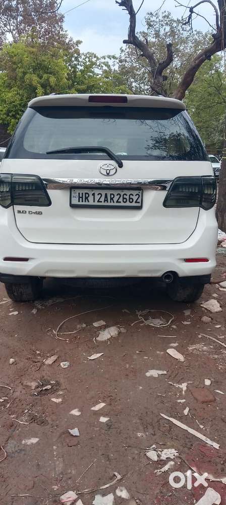 Toyota Fortuner 2011-2016 4x2 Manual, 2013, Diesel