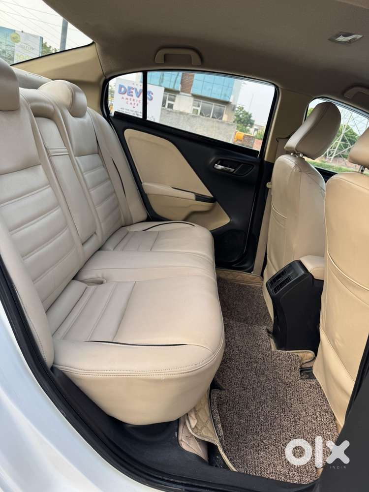 Honda City I-vtec Sv, 2018, Petrol