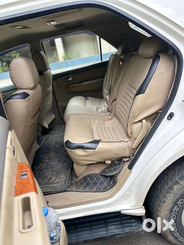 Toyota Fortuner 3.0 4x4 Manual, 2011, Diesel