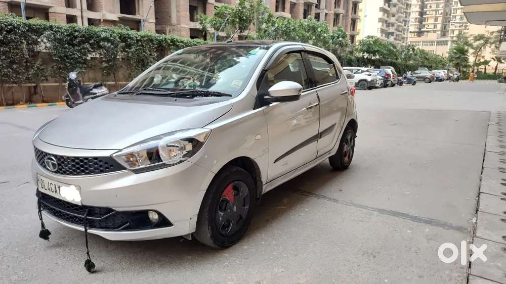Tata Tiago Xta Automatic
