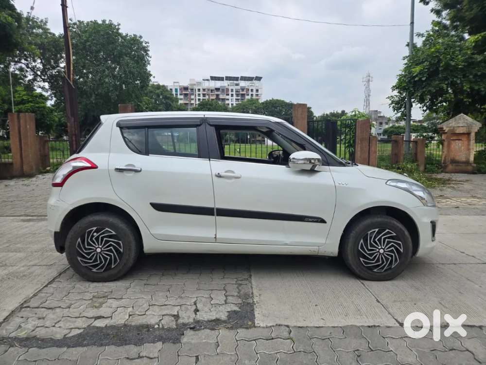 Maruti Suzuki Swift Vxi, 2017, Petrol