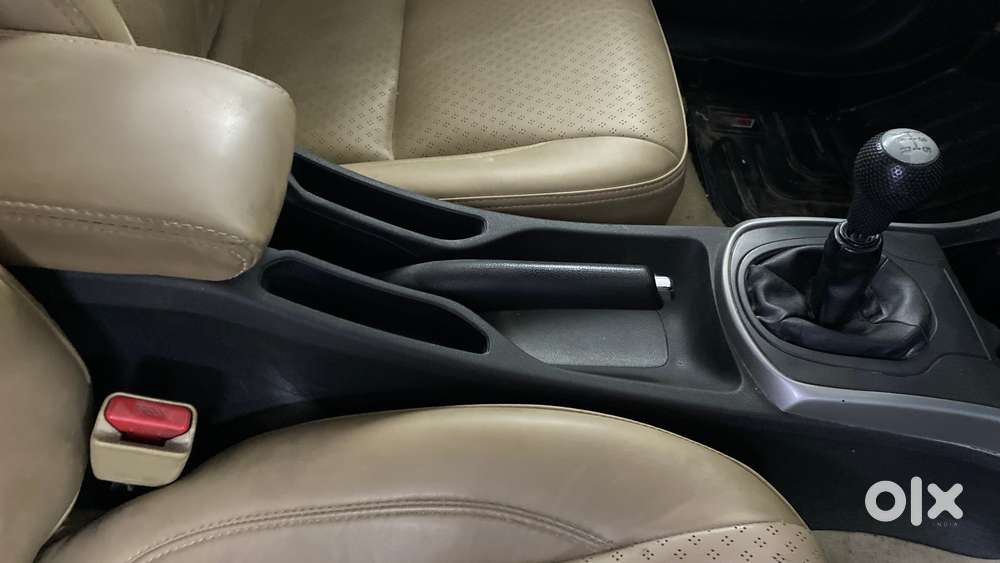 Honda City 1.5 V 4th Gen I-vtec Mt, 2022, Petrol