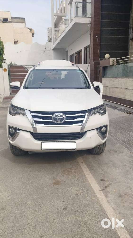 Toyota Fortuner 4x2 At 2.8 Diesel, 2017, Diesel