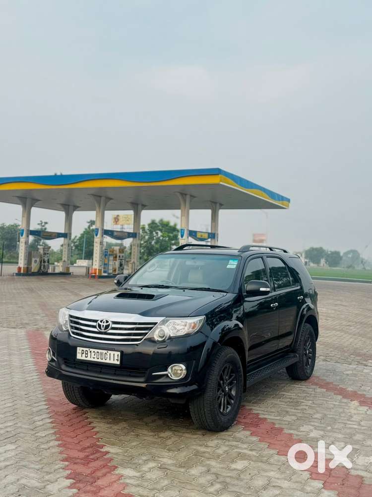 2015 Toyota Fortuner 4x2 Manual