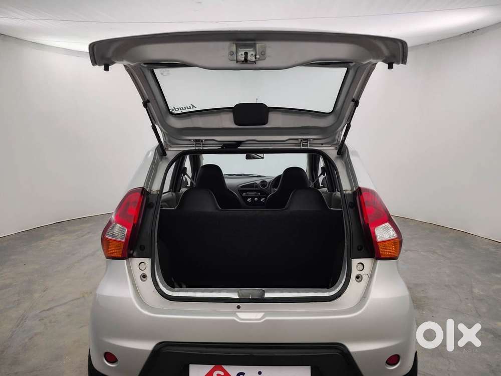 Datsun Redigo T Option, 2016, Petrol