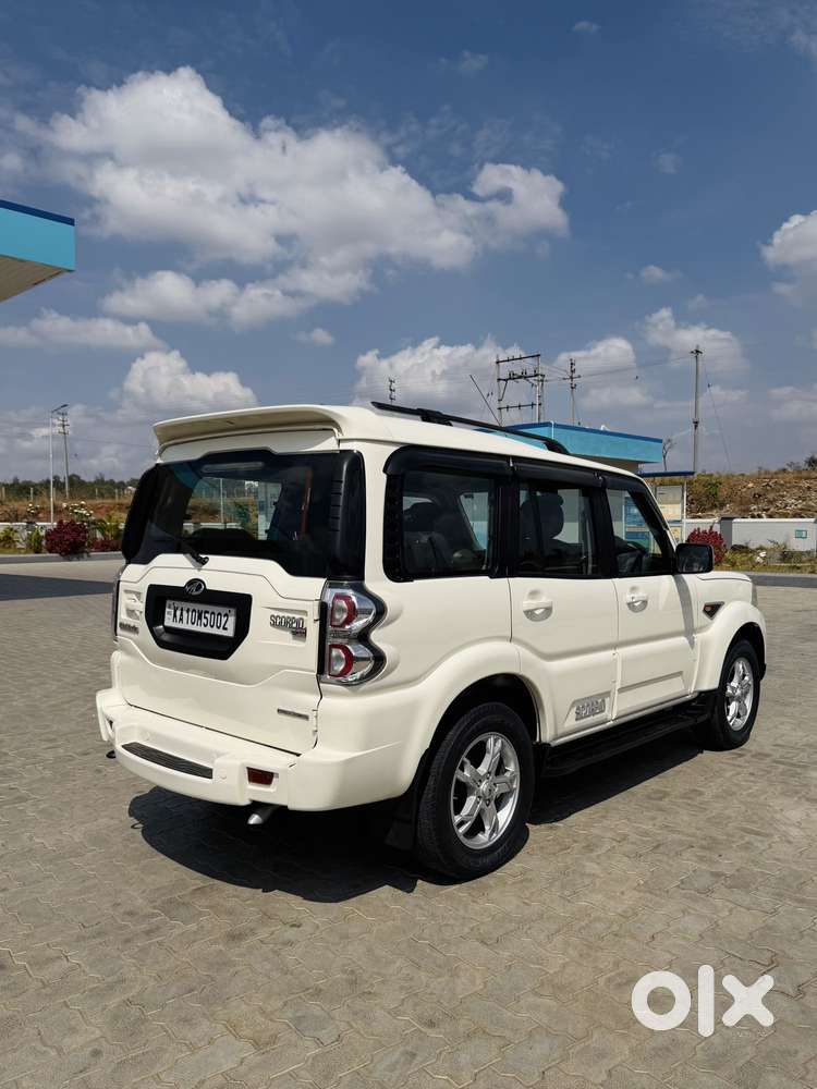 Mahindra Scorpio S10, 2018, Diesel