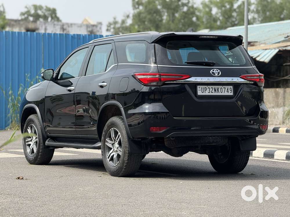 Toyota Fortuner 4x2 At 2.7 Petrol, 2023, Petrol