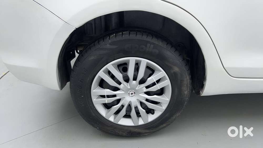 Maruti Suzuki Swift Dzire 1.3 Vxi, 2015, Petrol