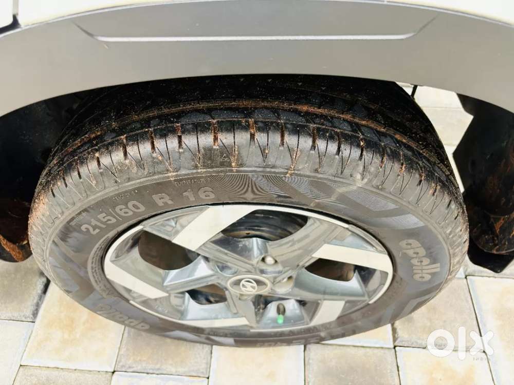 Hyundai Venue 1.0 Sx (o) Turbo Dct, 2019, Petrol