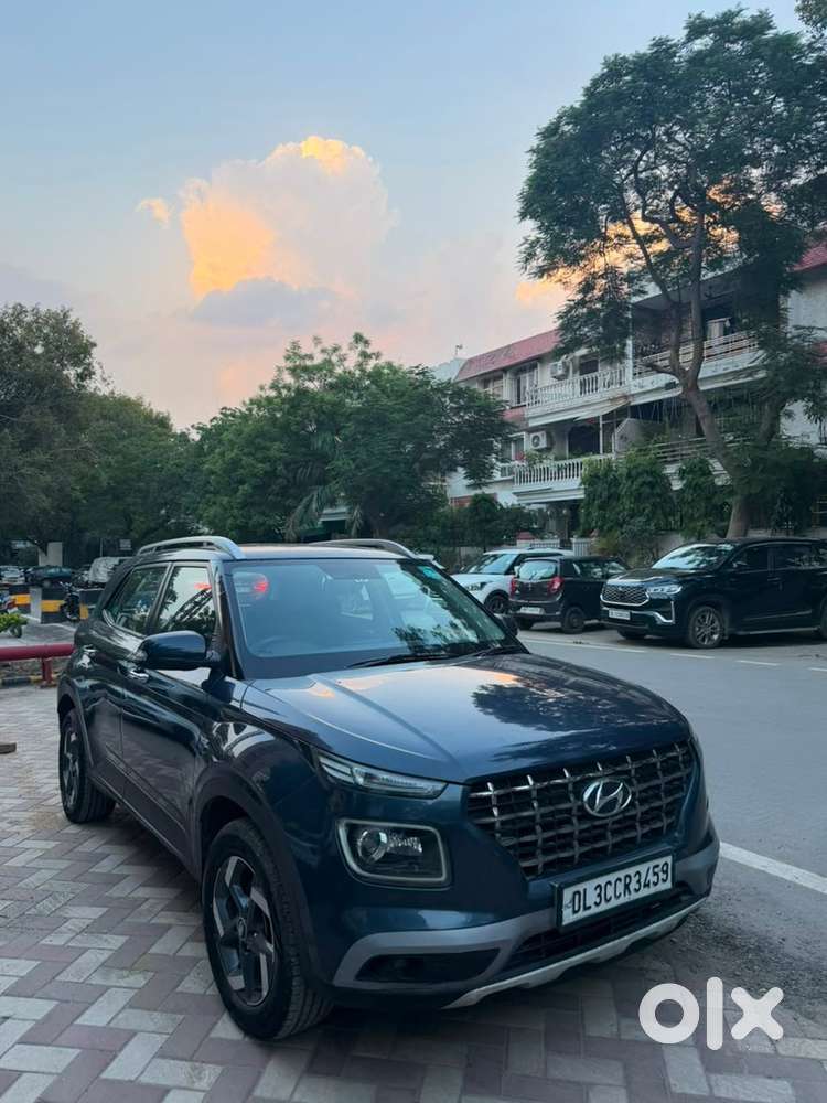 Hyundai Venue Petrol 2019