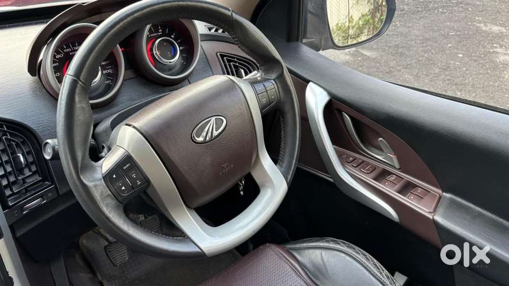 Mahindra Xuv500 2.2 W8 Sportz, 2013, Diesel
