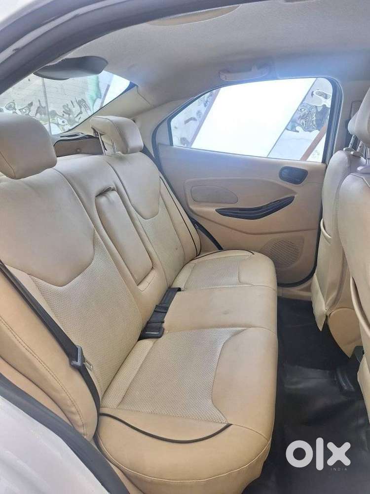 Ford Figo Aspire Titanium Automatic, 2016, Petrol