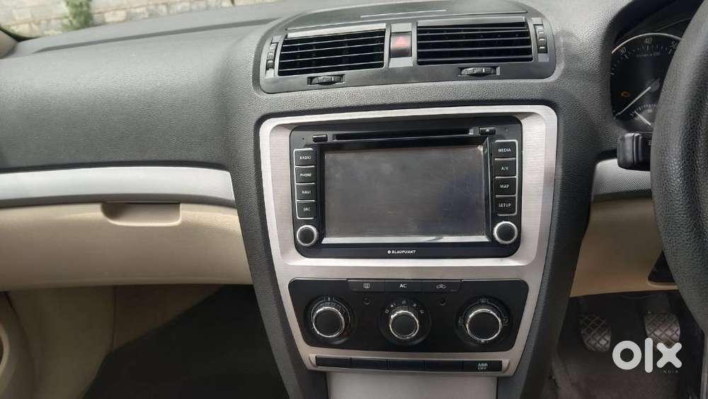Skoda Laura Classic 1.8 Tsi, 2012, Petrol