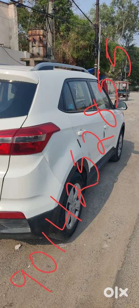 Hundai Creta Car 2018 Petrol Rs 725000