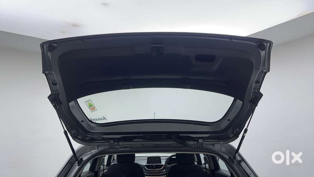 Tata Altroz 1.2 Xt, 2022, Petrol