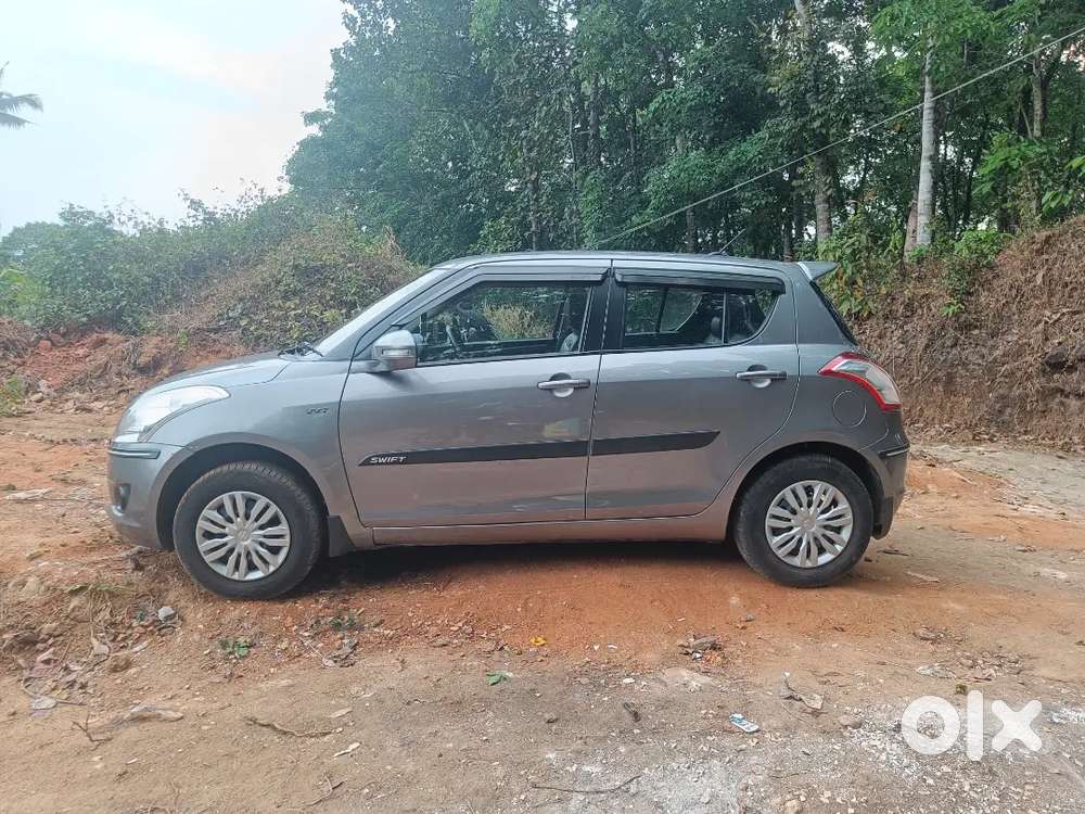 Good Condition Vehicle Good Tyre And New Battery
