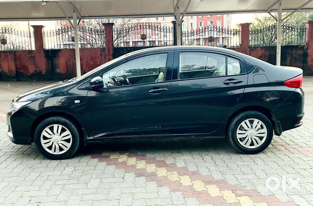 Honda City 1.5 Sv I-vtec Mt, 2015, Petrol