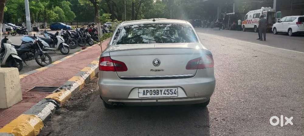 Skoda Superb Elegance 2010