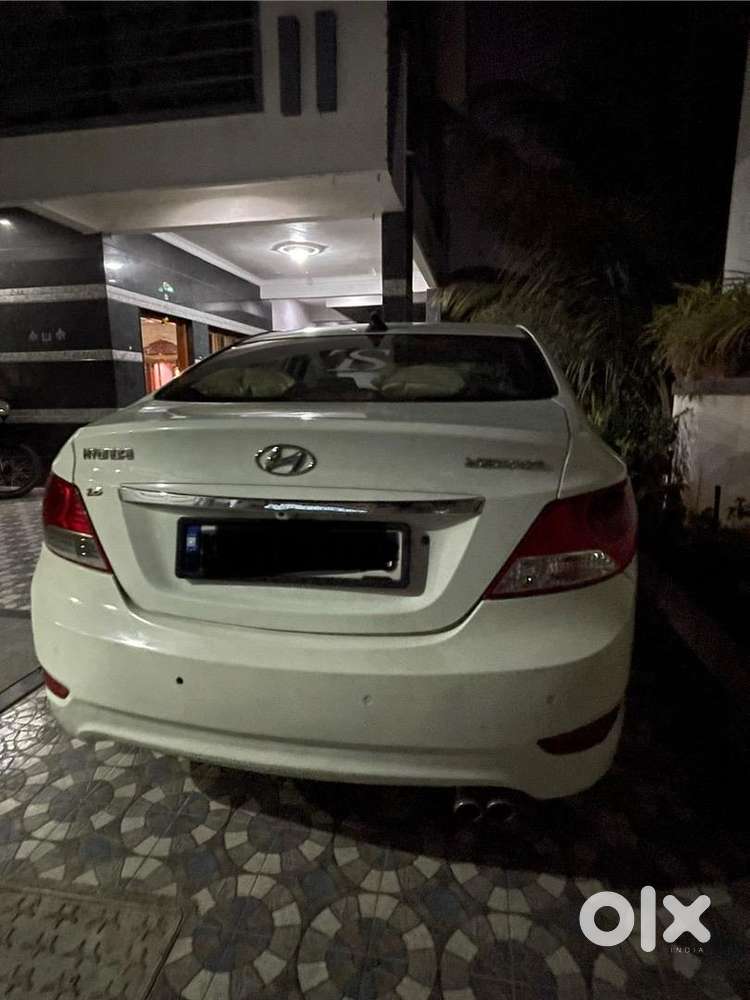 Hyundai Fluidic Verna Petrol Good Condition