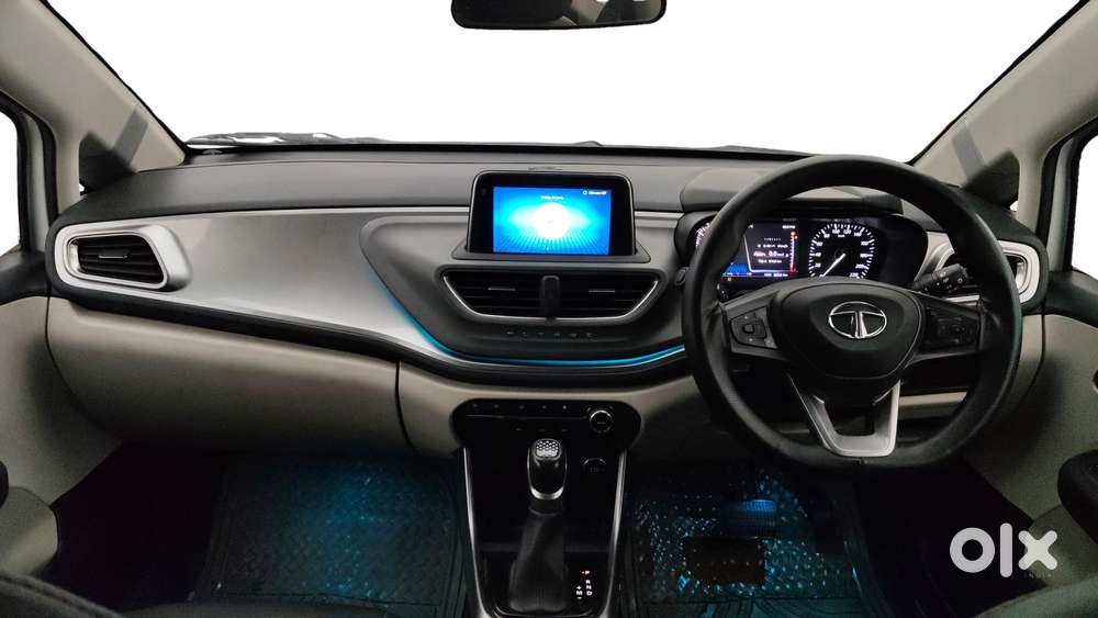 Tata Altroz Xza Petrol, 2022, Petrol