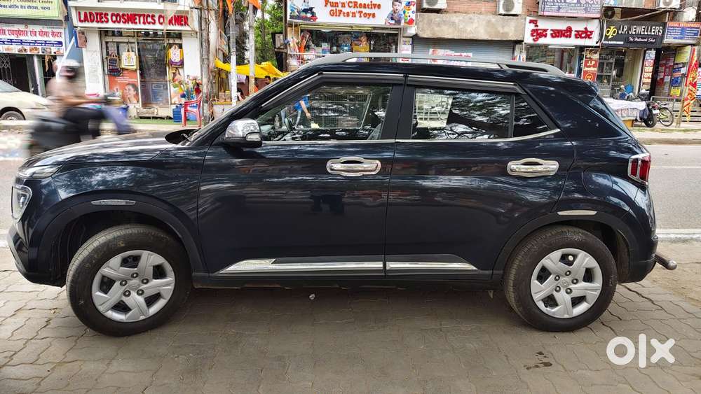 Hyundai Venue Sx Mt, 2020, Petrol