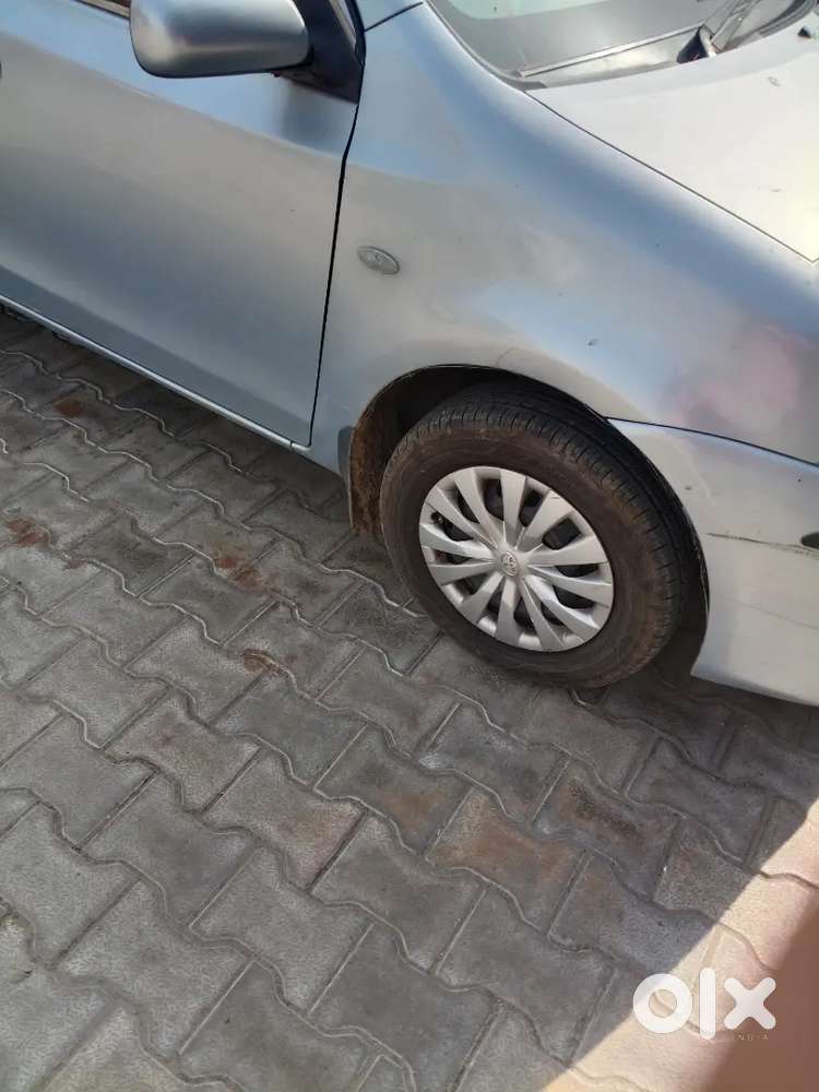 Toyota Etios Liva 2013