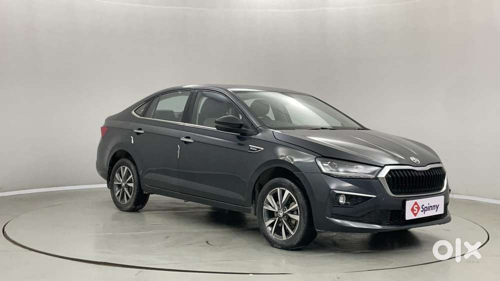 Skoda Slavia Style 1.0l Tsi Mt, 2023, Petrol