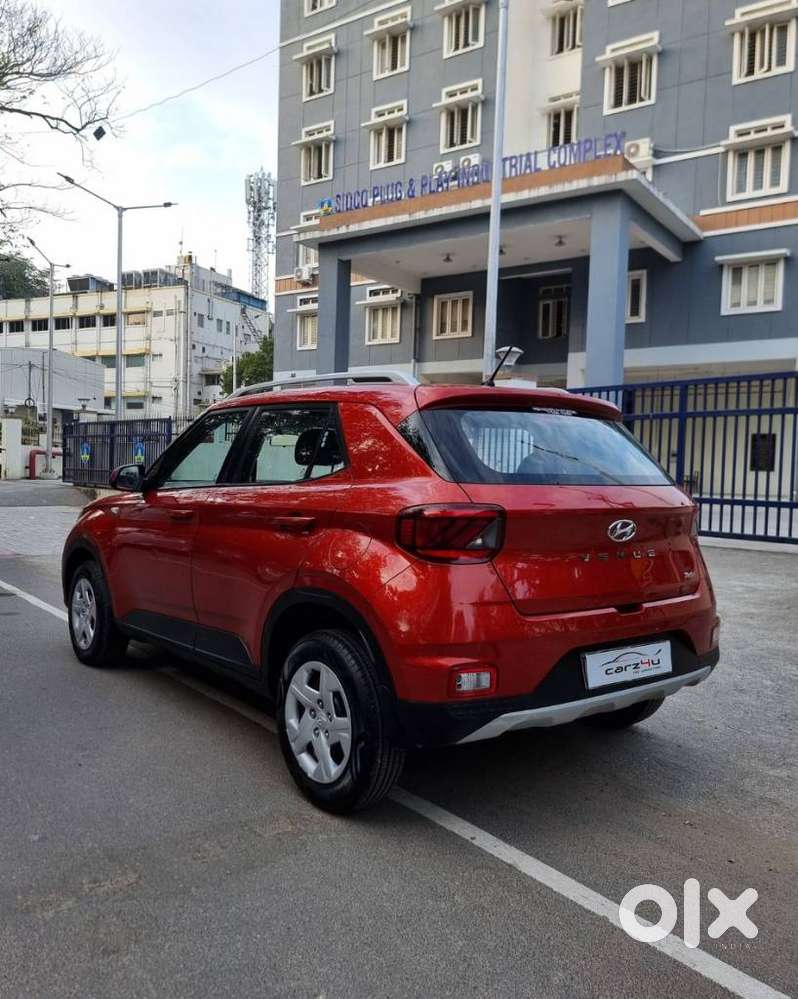 Hyundai Venue S Turbo Dct, 2019, Petrol