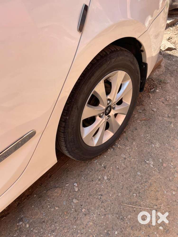 Hyundai Car Manual 2015