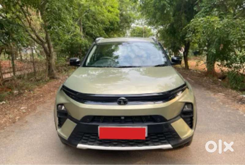 Tata Nexon, 2025, Petrol