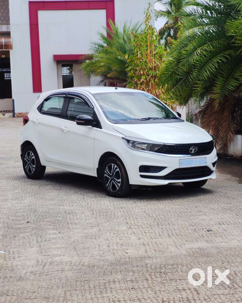 Tata Tiago 1.2 Revotron Xta, 2022, Petrol