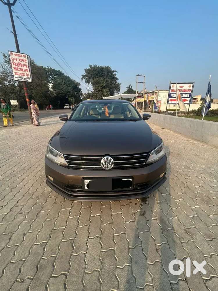 Volkswagen Jetta 2016 Model Fully Automatic Gear Shift
