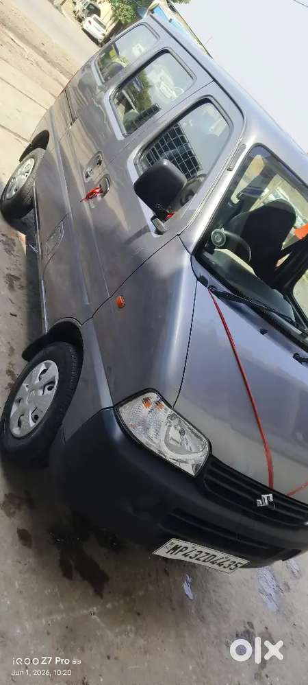 Service Record Ke Sath Chali He 32000 Gunine Condition