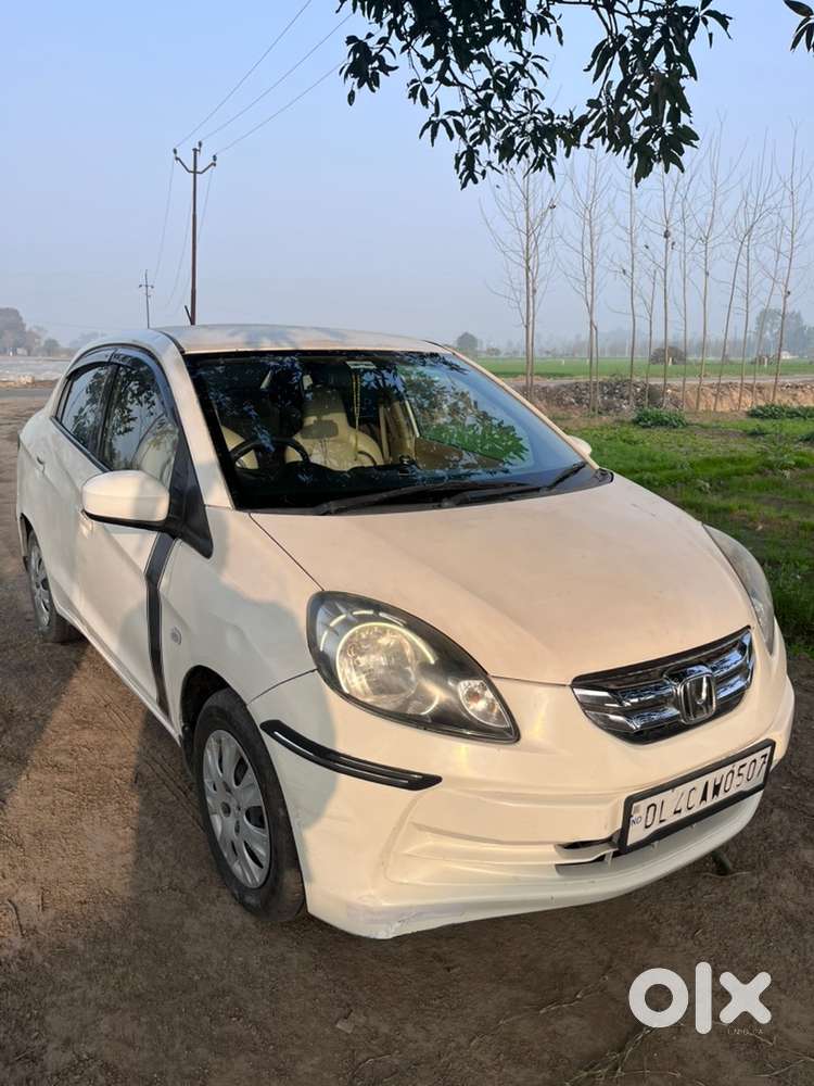 Honda Amaze 2014 Petrol Well Maintained