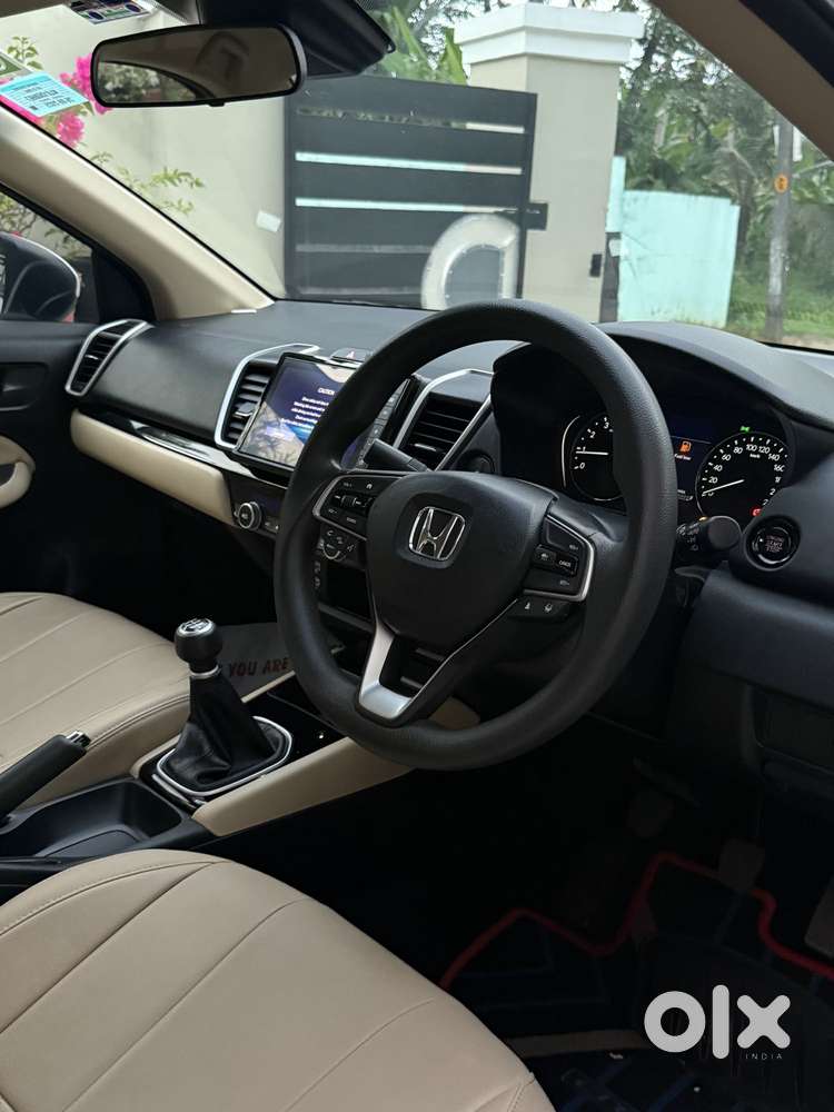 Honda City 1.5 V 5th Gen I-vtec Mt, 2025, Petrol