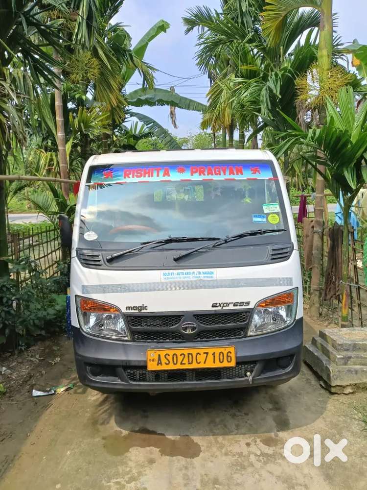 Tata Magic Express