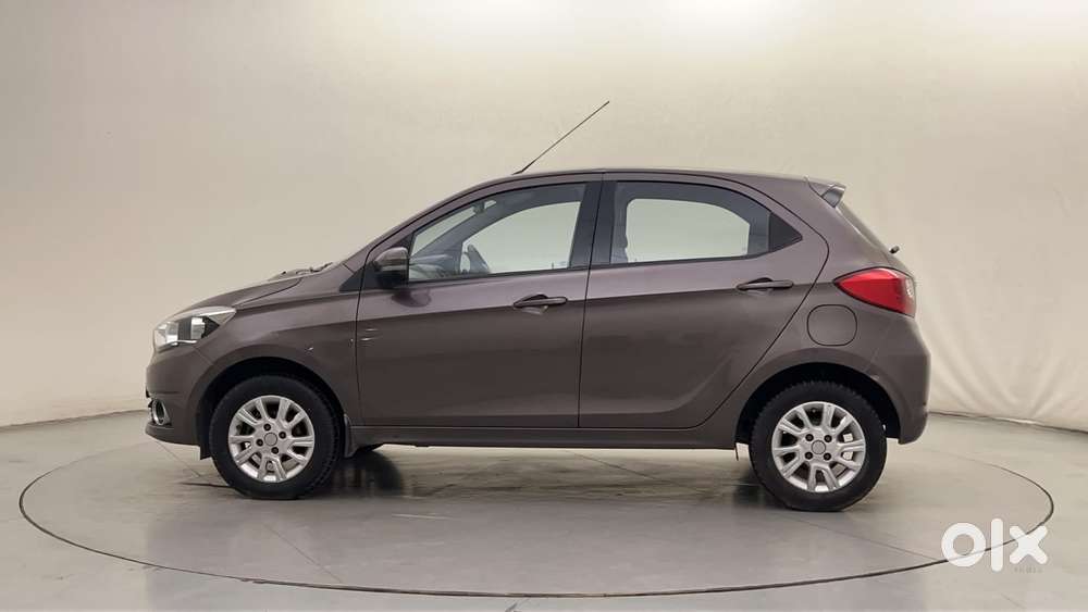 Tata Tiago Xz, 2016, Petrol