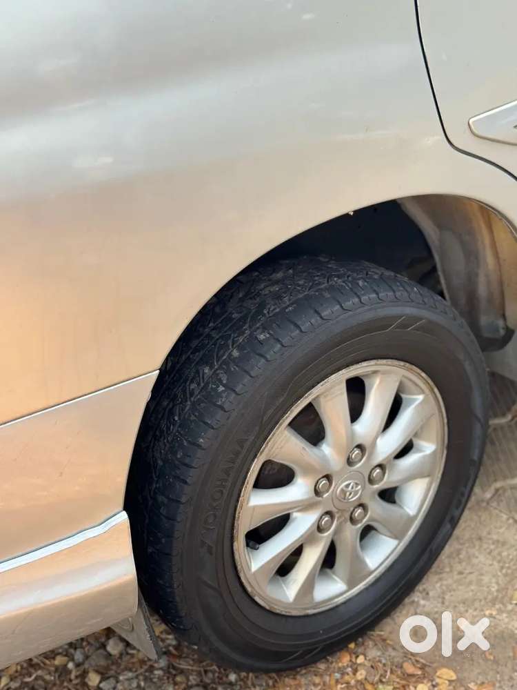 Well Maintained Family Using Innova, Urgent Sale