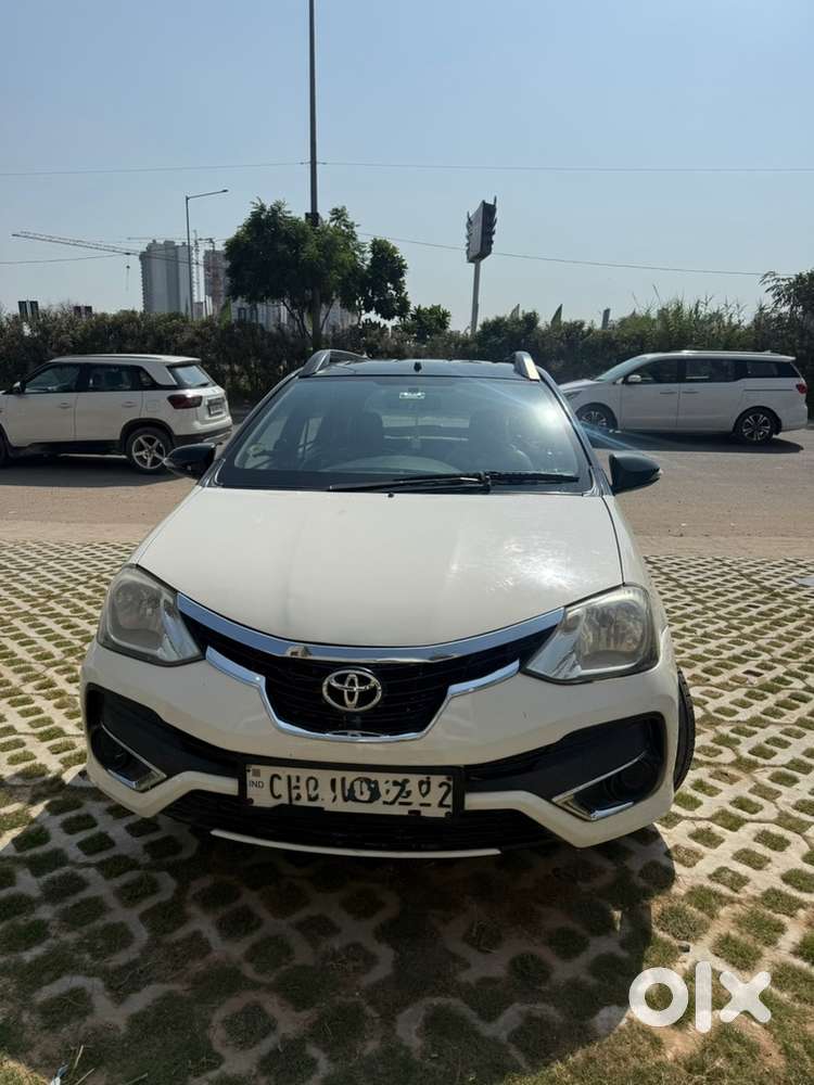 Toyota Etios Cross 2014 Model