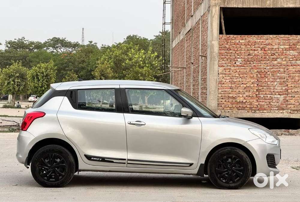Maruti Suzuki Swift Vxi + Manual, 2019, Petrol