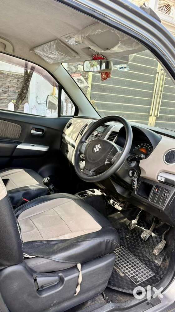 Maruti Suzuki Wagon R Lxi 2014 Model Petrol Good Condition