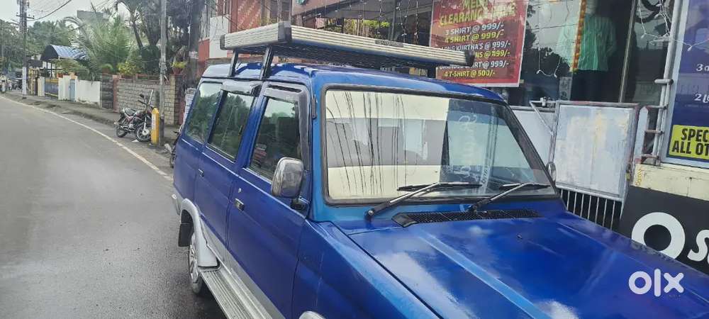 Toyota Qualis 2002 Diesel 12000 Km Driven