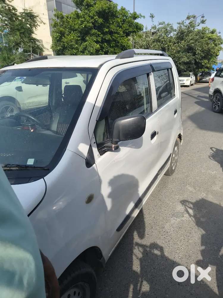 Wagnor 2014 Model Cng Plus Petrol Price 1.45