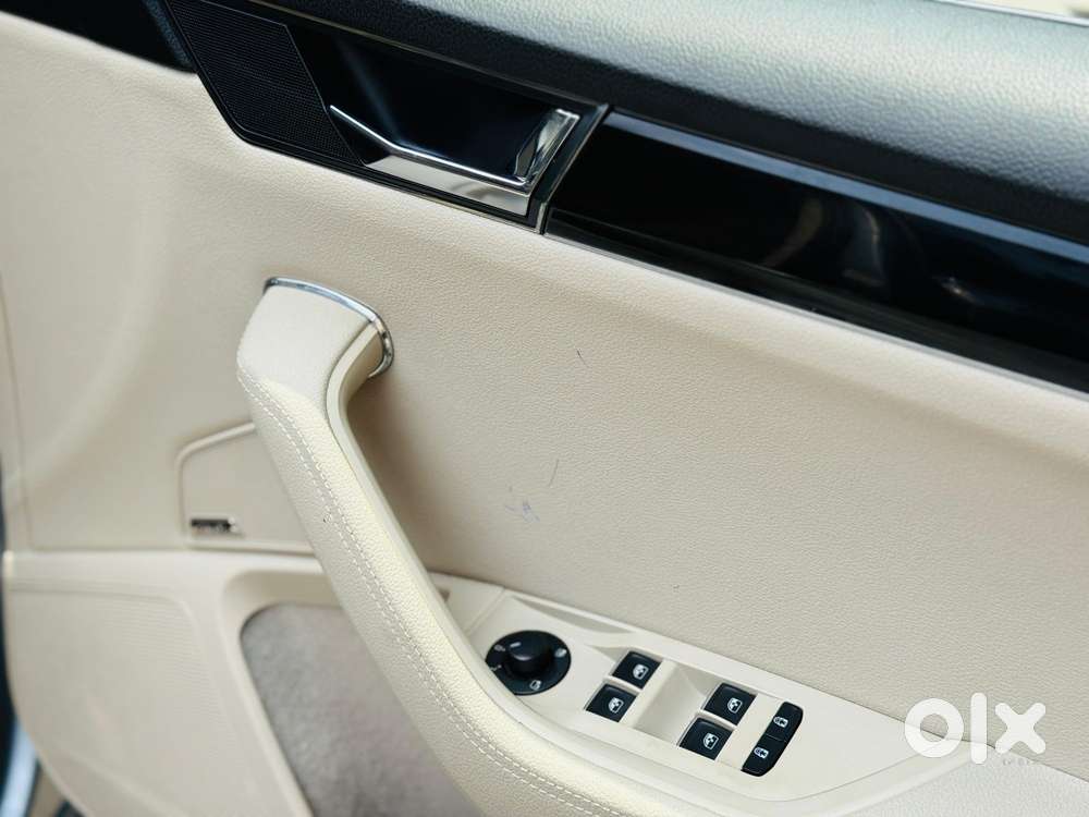 Skoda Superb 2.0 Tsi At L&k, 2021, Petrol